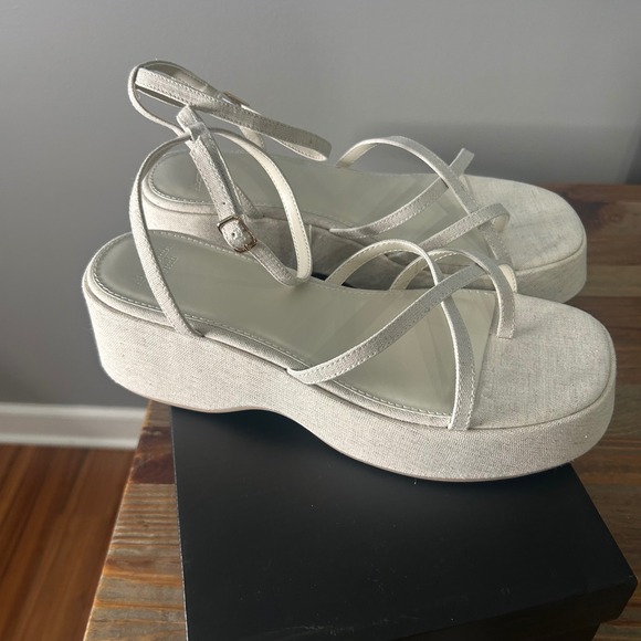 Abercrombie & Fitch Platform Sandals Ankle Strap Open Toe Beige Size 8.5 - Picture 4 of 11
